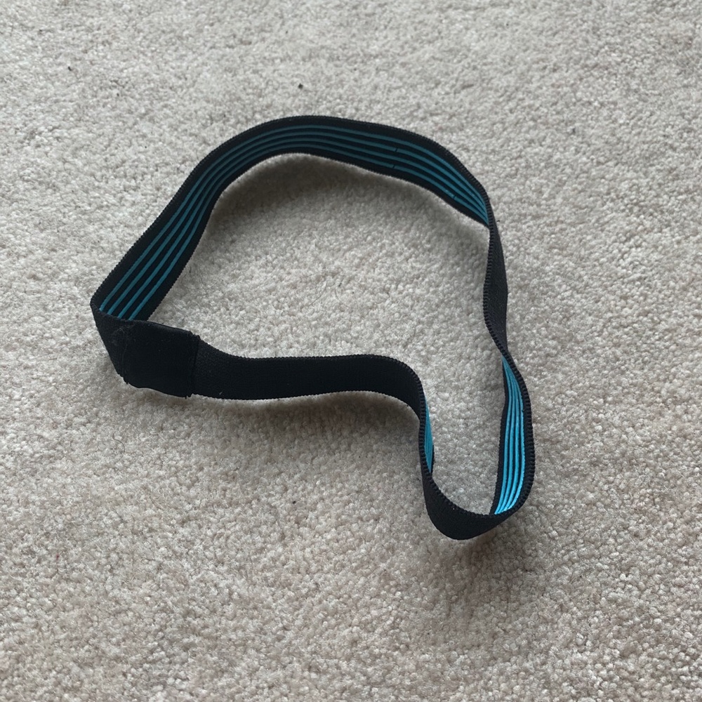 Gripped headband